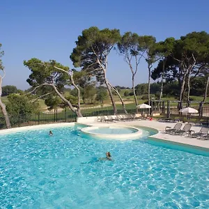 Madame Provence Country Club 4* Saumane-de-Vaucluse